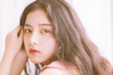 <a href=/shanggan/34742.html target=_blank class=infotextkey>中国</a>电视剧制作中心 文学作品的影视改编的利弊